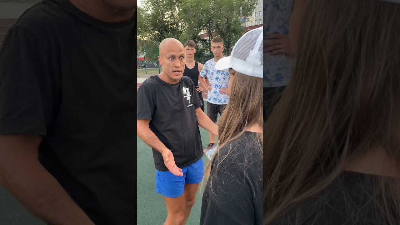 Удививила Тренера смотреть онлайн