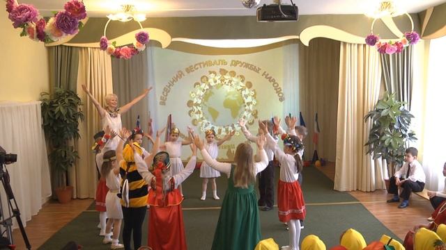 Фестиваль дружбы 2016. Хоровод смотреть онлайн