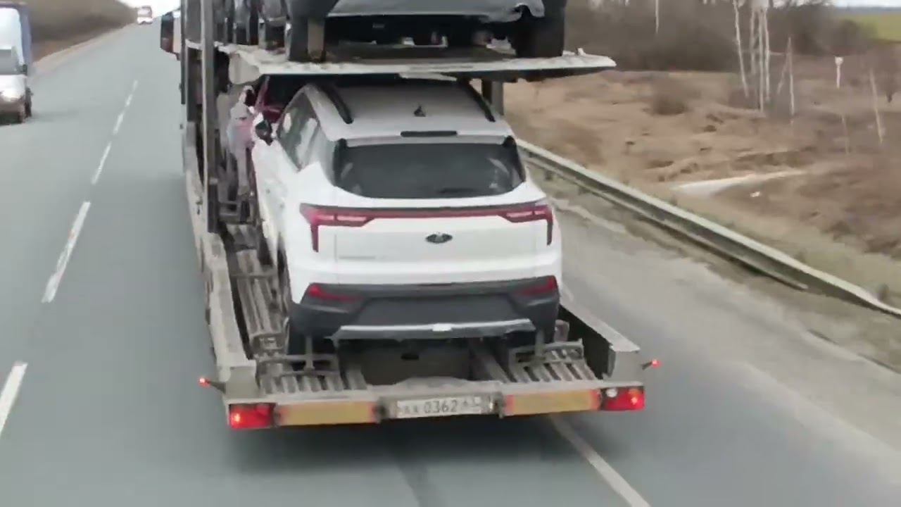 Замена лампы Н11 в противотуманке, ночевка в Гараже, прицеп с дороги, работа в ТК Деловые линии. смотреть онлайн