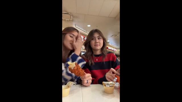 MUKBANG KIRSTEN & ERIKA EAT SUSHI (TIKTOK) смотреть онлайн