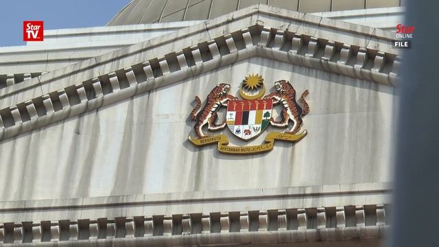 Singaporean Ponzi scheme operator charged for illegal deposits смотреть онлайн