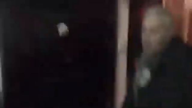 Дедуля со стволом и непрошеные гости смотреть онлайн