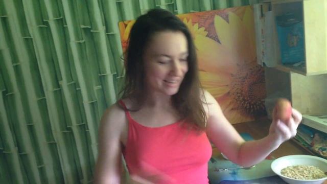 КАК ЕСТЬ ПЛОСКИЕ ПЕРСИКИ ✔ Смотри и учись! смотреть онлайн
