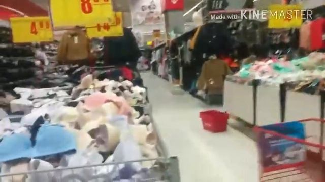 Поход с папой в Carrefour смотреть онлайн