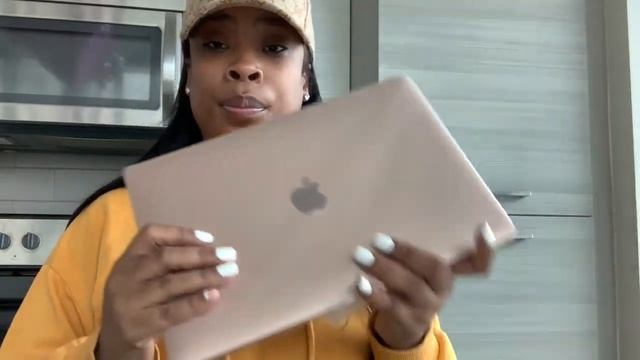 MACBOOK AIR UNBOXING GOLD смотреть онлайн