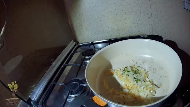 #Салат #ГотовьтеДома #ЖитьВкусно #ЭкономимСнами /САЛАТ ИЗ ПОМИДОРОВ С ЖАРЕНЫМ ЛУКОМ/ALAT DI POMODOR смотреть онлайн