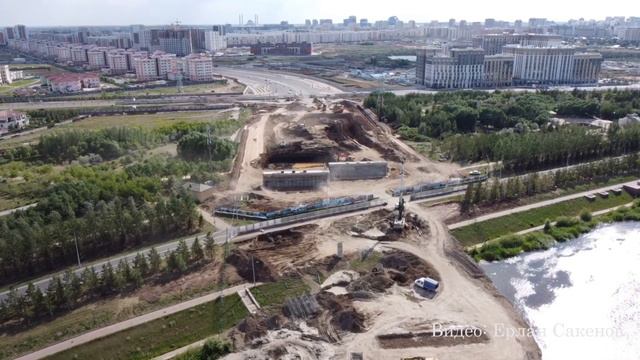 Строительство нового моста в Астане по проспекту Тәуелсіздік через реку Есиль/ 12 июня 2022 года смотреть онлайн