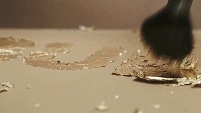 The Making Of Burberry's Giant Olympia Bag смотреть онлайн