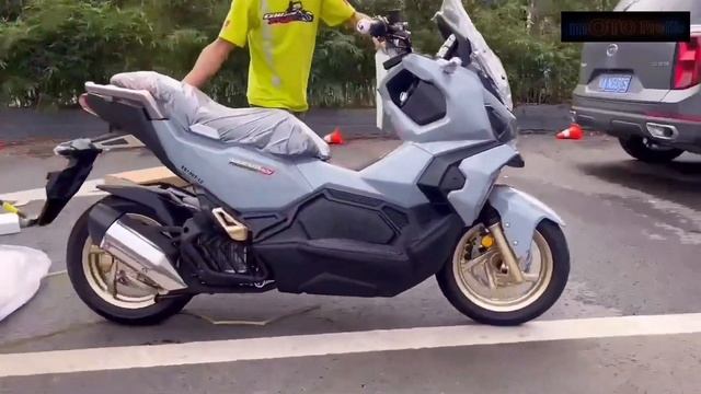 Unboxing SYM Husky ADV 150 смотреть онлайн