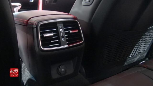 2019 Genesis G70 3.3T - Exterior And Interior Walk-around - 2018 LA Auto Show смотреть онлайн