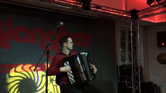Деревня моя (Derewnja moja), Черемуха Цвела (Tscheremucha Tswela)🤗- Live gespielt auf ROLAND FR-8xb смотреть онлайн