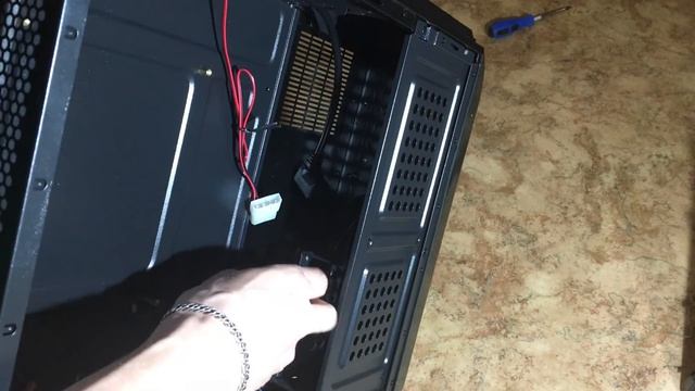 Обзор miniATX корпуса Dexp DC Slim. Стильный малый, из толстого металла! смотреть онлайн