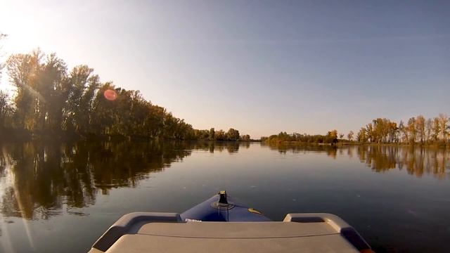 Байдарка "Варвар 380" Золотая осень на Енисее/Siberian autumn/ Kayak trip. смотреть онлайн