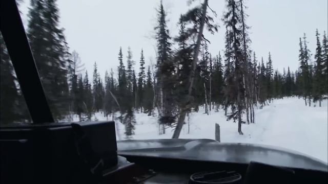 Namibie, Sibérie... Trajets périlleux | Des Camions et des Hommes смотреть онлайн