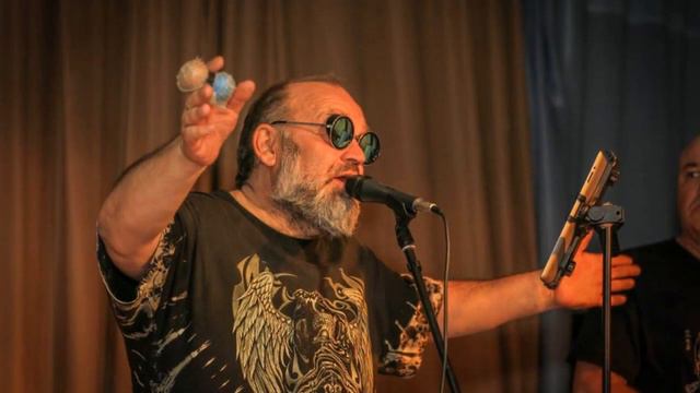 "Да это просто лето!" - "Cabernet trio" (сл. и муз. Сергей Лазорин) смотреть онлайн