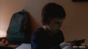 ЗАМЕНИТЬ РОБОТА? ЛЕГКО! - Моя мама робот - Фильм - Фантастика HD