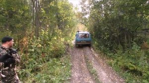 Брошенная деревня Горбуновка. Строим дорогу в тайге. Стандартные нивы и один  Сурф на бездорожье.