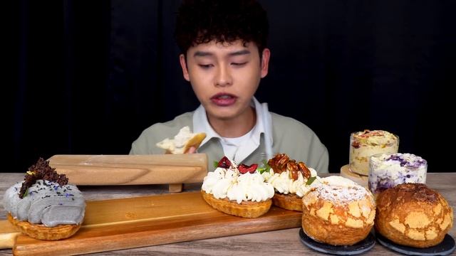 ASMR 부드러운 크림디저트 꾸덕한푸딩 크림파이 크림도넛 크림쿠키슈 먹방! Cream Dessert Party? Cream Pie Pudding Doughnut MuKBang~! смотреть онлайн