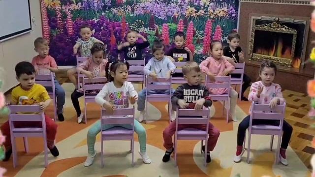 Урок музыки. Д.Кабалевский" Галоп".Интерпретация. Активное слушание.Детский сад "Умка" г.Алматы смотреть онлайн