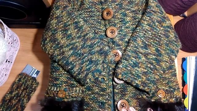 Вязание . Пальто для девочки спицами. смотреть онлайн