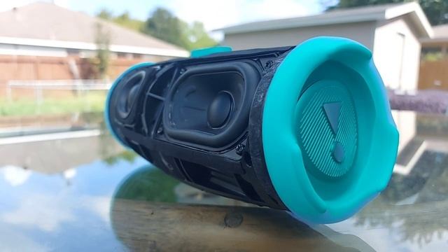 JBL Charge 5 (NT) Bass test смотреть онлайн