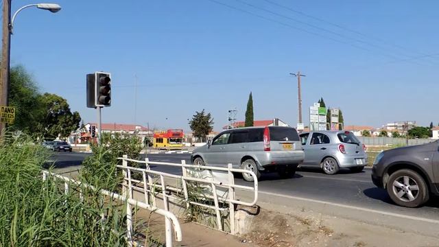 Левостороннее движение. Проезд ??? Т-образного перекрёстка. Cyprus. смотреть онлайн