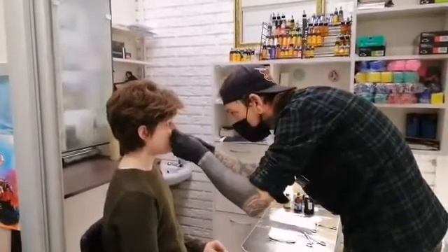 КАК МНЕ ПРОКОЛОЛИ НОС!!! |DREAM TOWN 1|ART TUNING TATTOO STUDIO|СЕПТУМ| смотреть онлайн