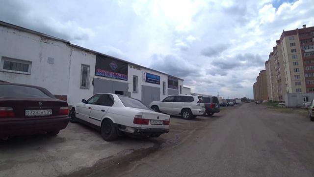 Караганда | улица Ермекова от огородика и фундамента к домам №106 мимо автоуслуг летом 2021 года смотреть онлайн