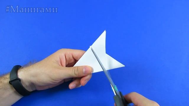 Как вырезать снежинки из бумаги видео смотреть онлайн