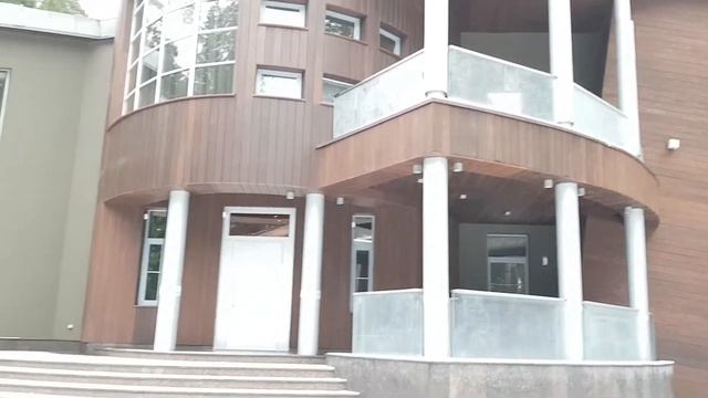 Фасадные работы. Планкен из териоясеня. смотреть онлайн