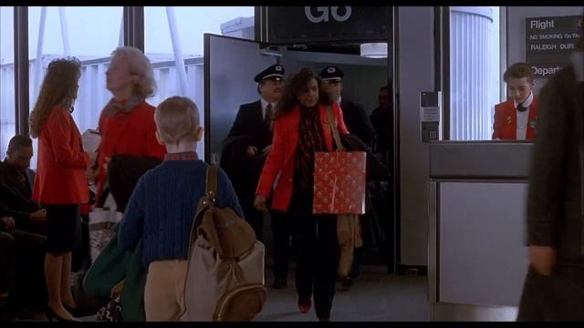 Передай Кевину- Кевина нет | Один Дома 2 (1992) смотреть онлайн