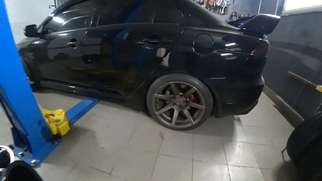 Advan Racing RG2 R18 9j ET+25 на Lancer X смотреть онлайн