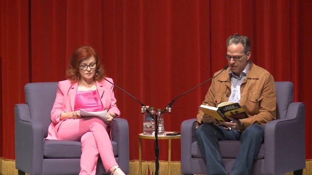 Jake Tapper and Maureen Dowd смотреть онлайн