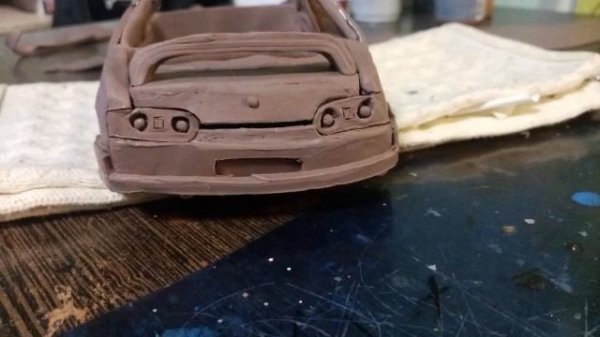 Превращение пластилина в машину Nissan Skyline GTR R 32