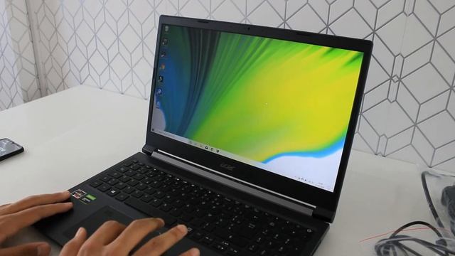 MON NOUVEAU PC ! (UNBOXING ACER ASPIRE 7) смотреть онлайн