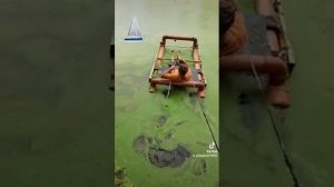 Плот из труб