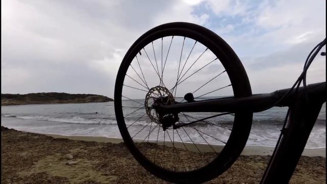 Cannondale Bad Boy...Wheel Spin Challenge | BikeSunDays смотреть онлайн