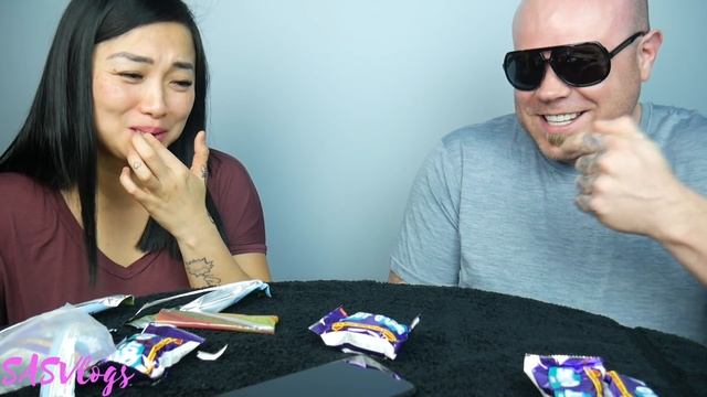 FRUIT ROLL UP GUMMY *RACE + GIVEAWAY WINNERS | SASVlogs смотреть онлайн