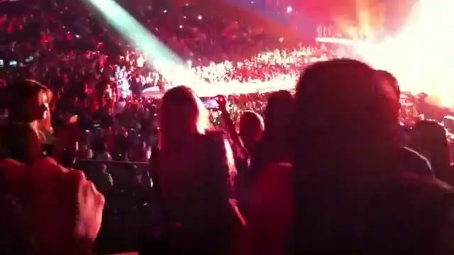 ЭНРИКЕ ИГЛЕСИАС-Bailando