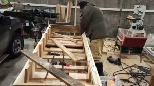 Начальная сборка каркаса волокуш( саней)