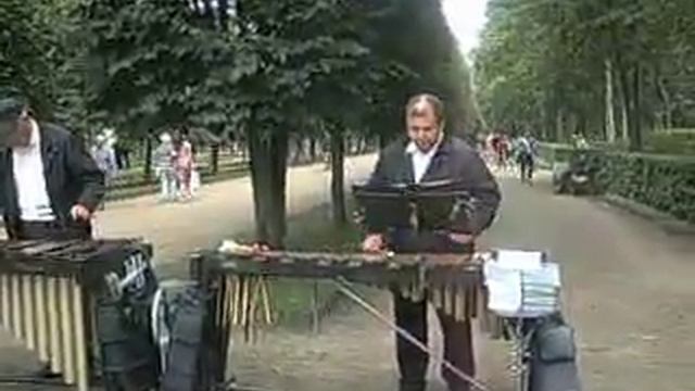 Четыре четверти Петергоф.AVI смотреть онлайн