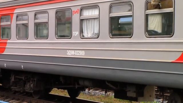 Сплотка ЭД9М и ЭР9ПК на станции Саранск 1 смотреть онлайн