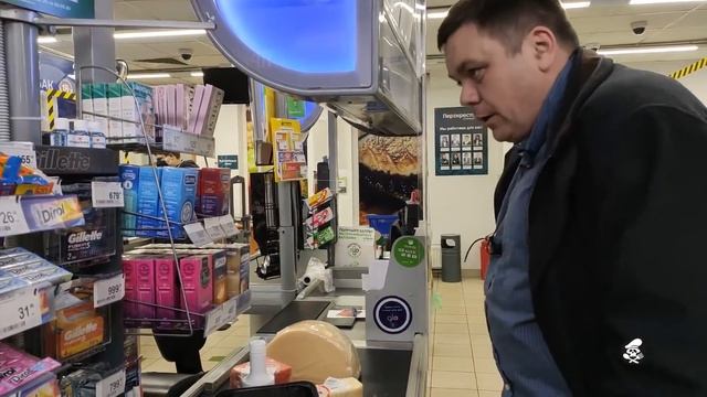 НАГЛАЯ ПЕРЕМАРКИРОВКА И БЕЗГРАМОТНЫЙ МУСОР В ПЕРЕКРЁСТКЕ... смотреть онлайн