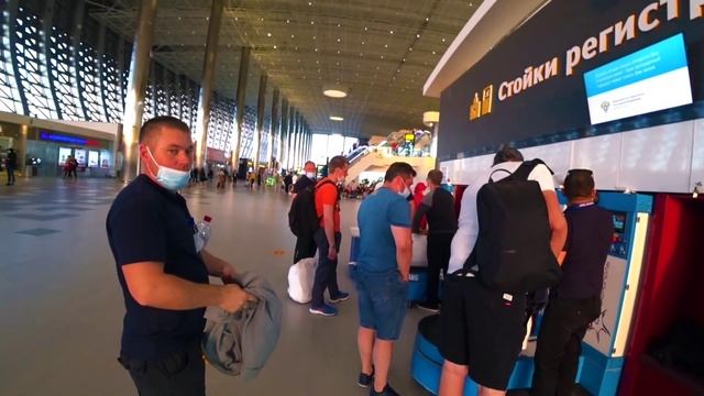 Крым Аэропорт. Сравнили цены такси или автобус? Симферополь впервые в аэропорту. смотреть онлайн