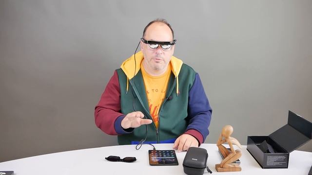 Персональный кинотеатр в очках - TCL NXTWEAR Air, 140 дюймов на переносице
