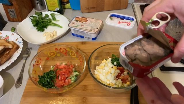 Бутерброды с печенью трески, и с сыром фета. Два вида бутербродов за 5 минут) смотреть онлайн