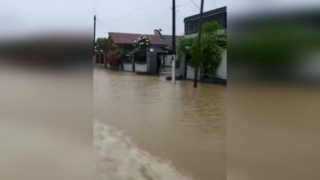 Severe flooding in Malaysia! 26,000 people evacuated смотреть онлайн
