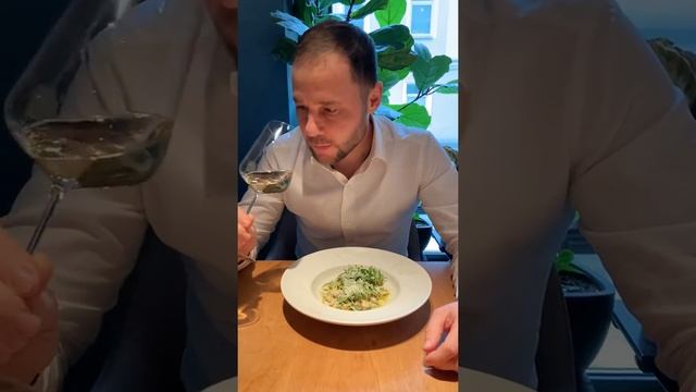 Аперитив, бокал белого сухого. смотреть онлайн