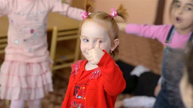 Группа «Зайчики» – один день детского сада смотреть онлайн