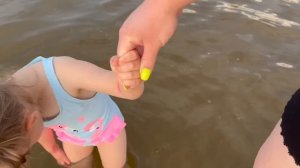 влог: ДЕНЬ НА ОЗЕРЕ С МАРУСЕЙ